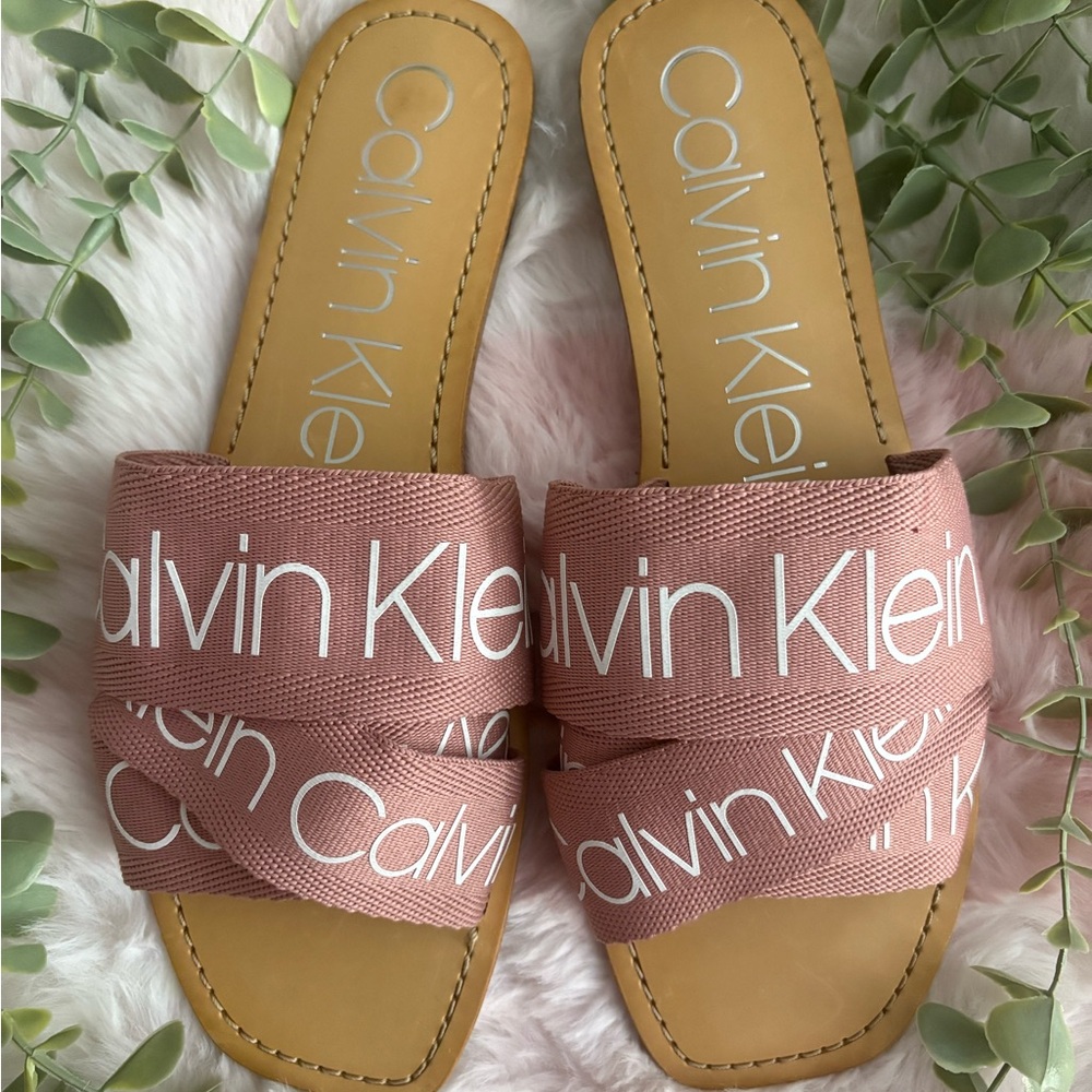 Calvin Klein‎ Mauve Logo Slide Sandals